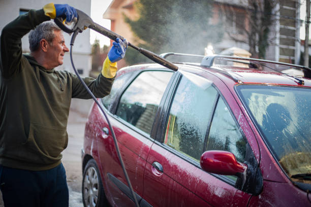 Best Pressure Washing Driveway  in Loma Ri, CA