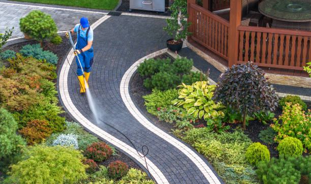 Best Residential Pressure Washing Services  in Loma Ri, CA